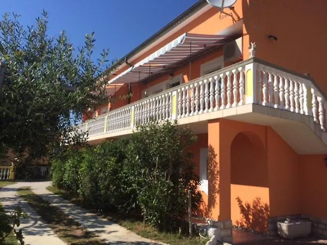 Apartments Brankica Draga Bascanska